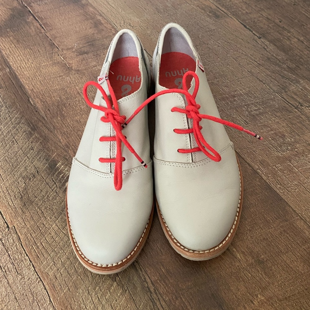Ahnu Emery Oxford